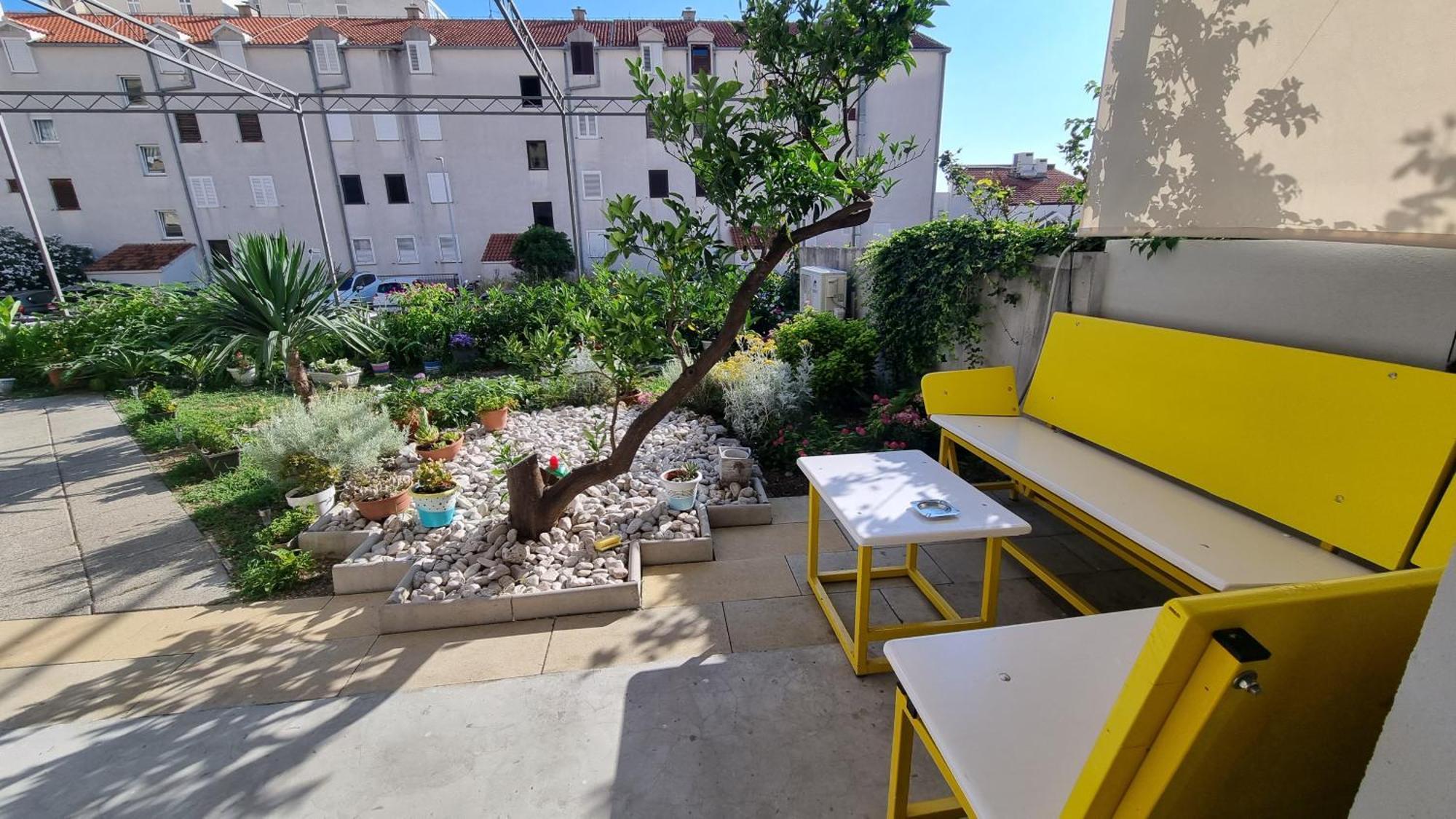 Apartman Naranca- With 2 Bedrooms Makarska